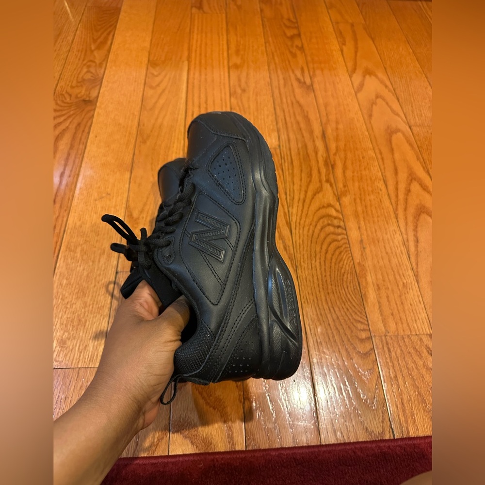 New Balance WX623AB3 Black Athletic Shoes with Supportive Midsole Like New - Picture 2 of 13